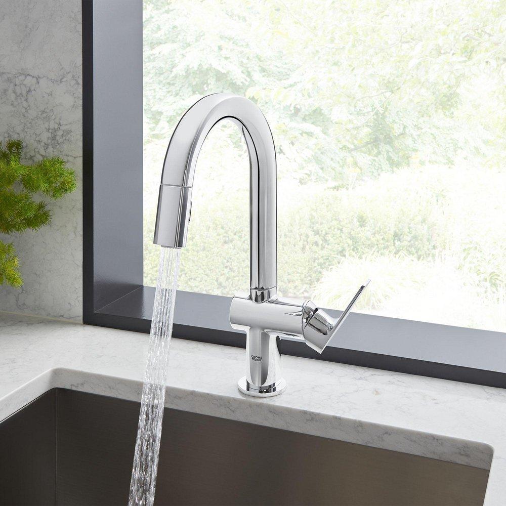 GROHE StarLight Chrome Monoblock Single Handle Pull Down Kitchen Faucet 