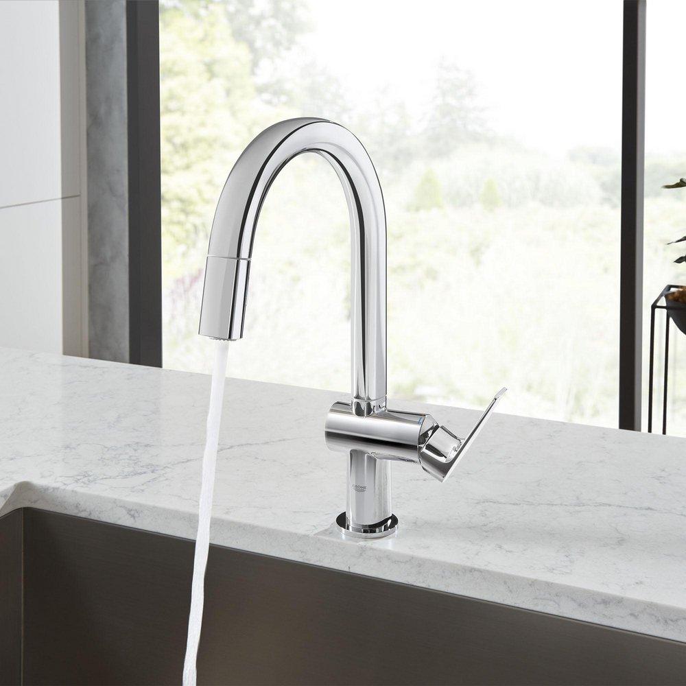 GROHE StarLight&reg; Chrome Monoblock Single Handle Pull Down Kitchen Faucet 