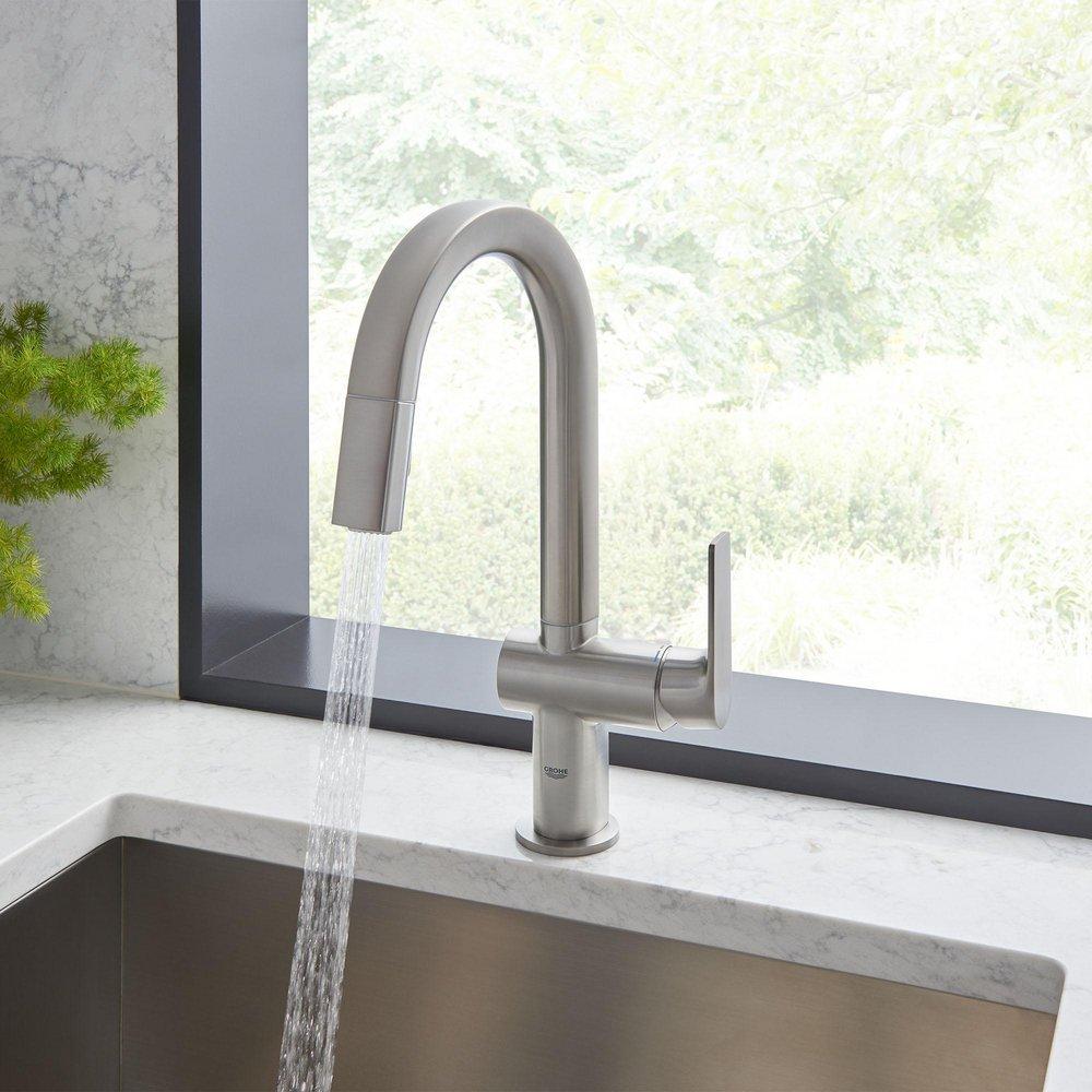 GROHE StarLight SuperSteel Monoblock Single Handle Pull Down Kitchen Faucet 