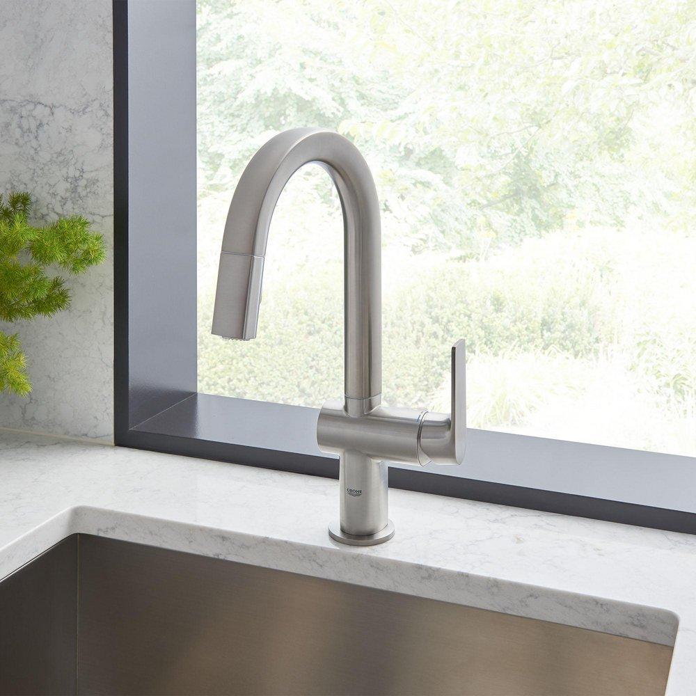 GROHE StarLight SuperSteel Monoblock Single Handle Pull Down Kitchen Faucet 