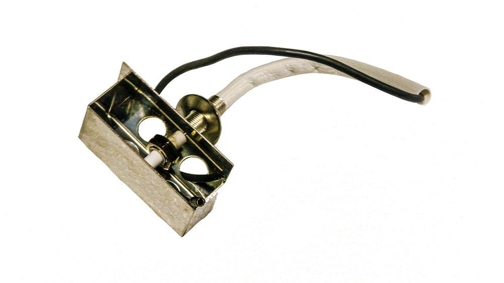 AEI Corporation Silver 304 Stainless Steel and Ceramic Collector Box with Ignitor 