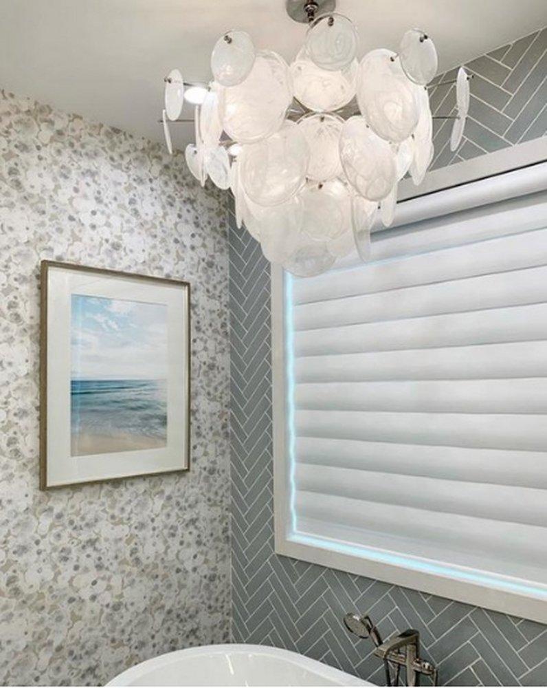 Visual Comfort & Co. Signature Gild 54-3/4 x 37-1/4 in. 40W 9-Light Casual Chandelier 