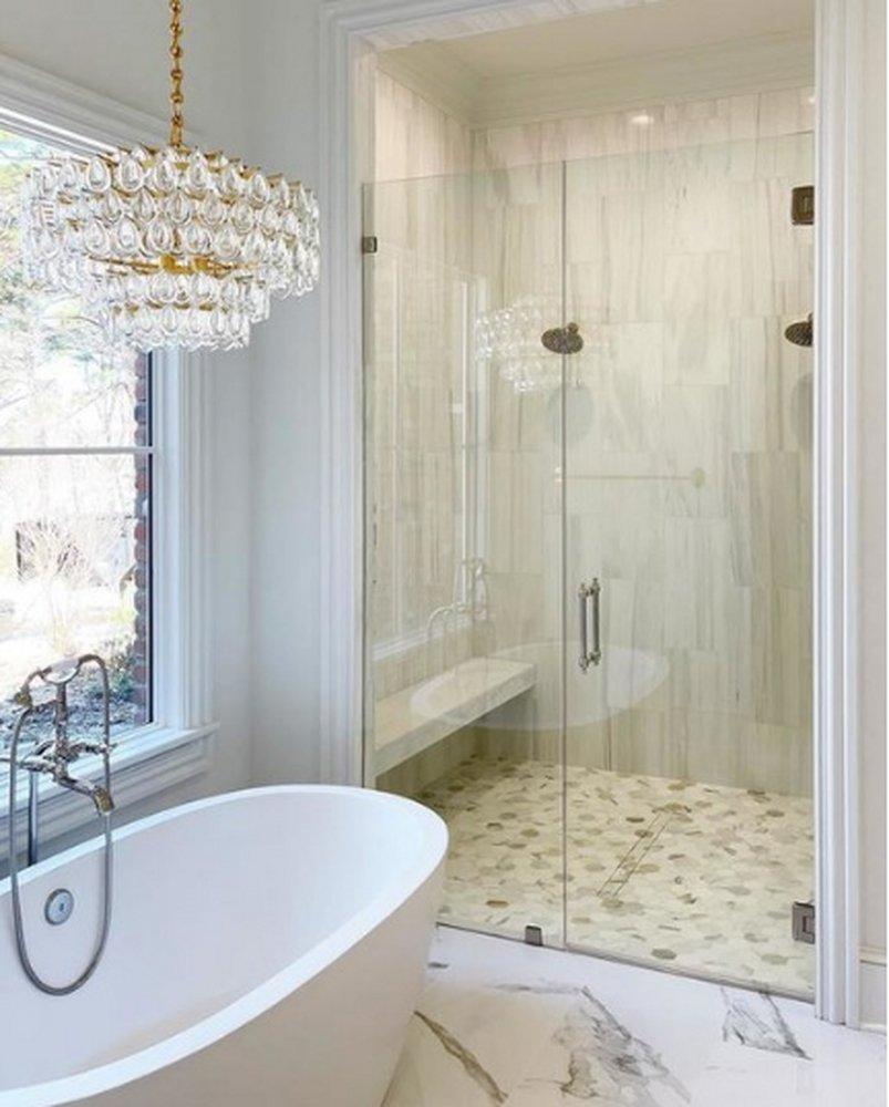 Visual Comfort & Co. Signature Gild 20-3/4 x 36 in. 40W 12-Light Chandelier 