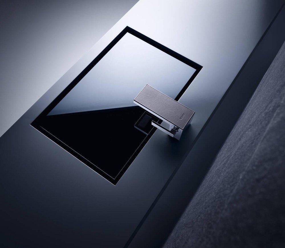 AXOR MyEdition AX MYEDITION PLATE 200 LEATHER 