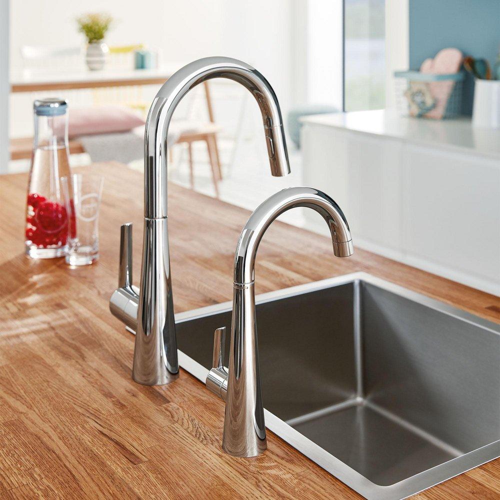 GROHE StarLight&reg; Chrome Single Handle Lever Bar Faucet 