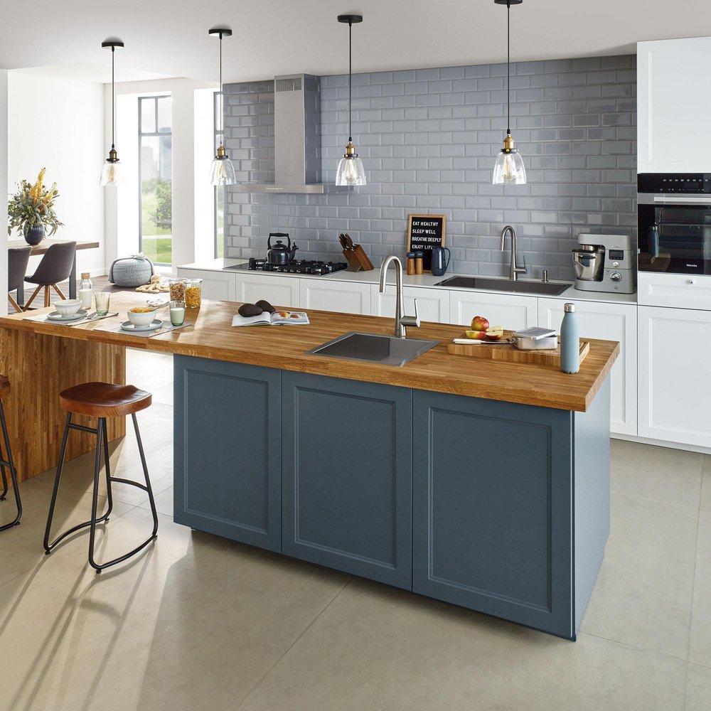 GROHE SuperSteel Infinity&trade; Single Handle Pull Out Kitchen Faucet 