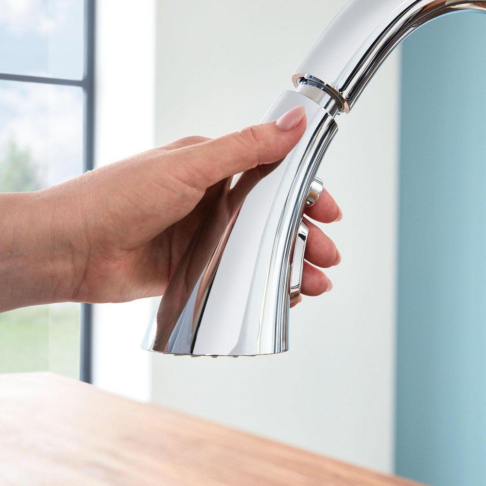 GROHE Chrome Single Handle Pull Down Kitchen Faucet 
