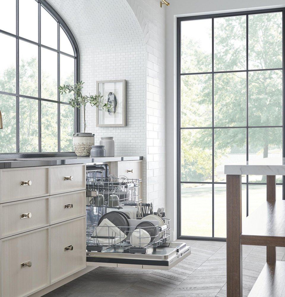 Monogram&reg; Custom Panel 23-3/4 in. 16 Place Settings Dishwasher 