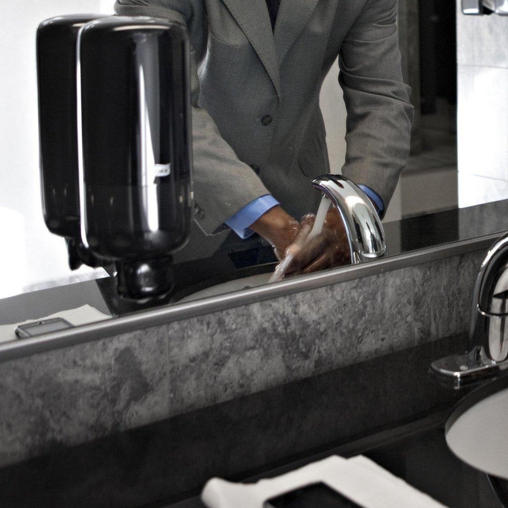 Tork Black Foam Skincare Manual Dispenser, S4 Sytsem 