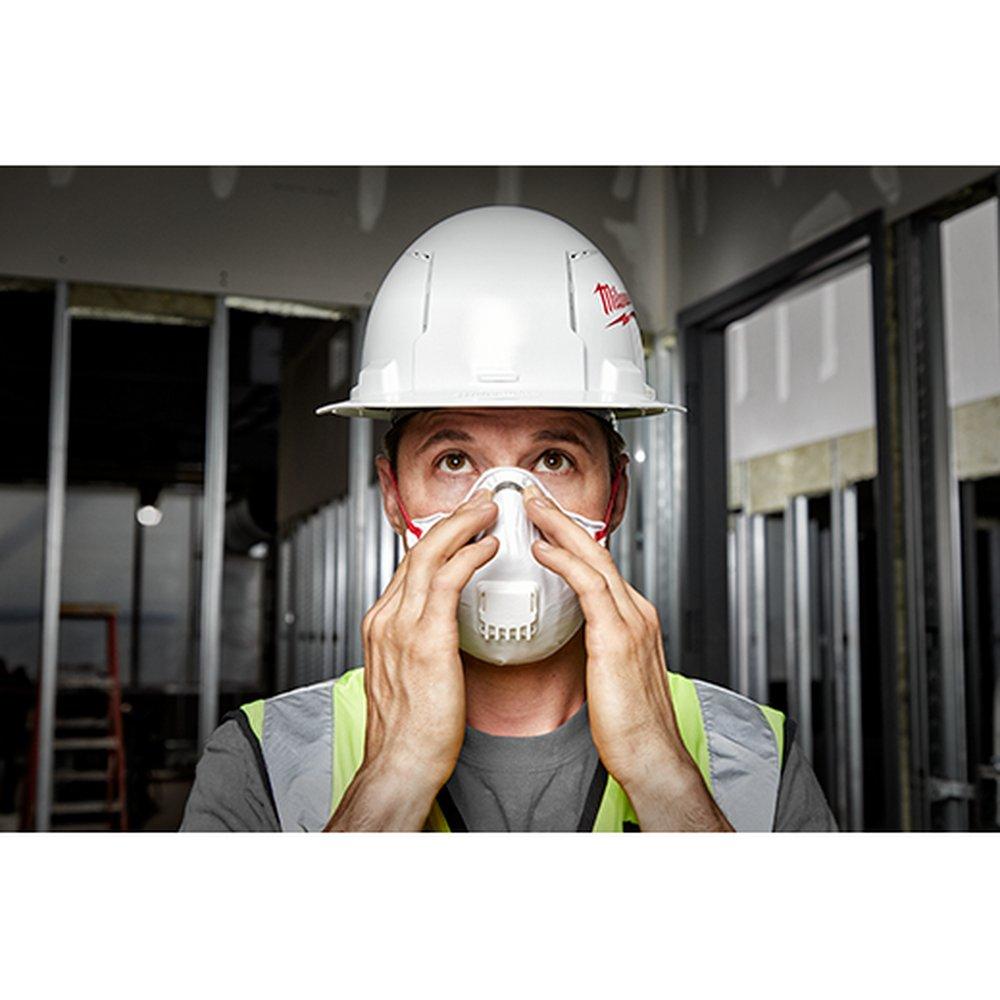 Milwaukee&reg; White NIOSH 42 CFR 84 Valved Respirator in White 