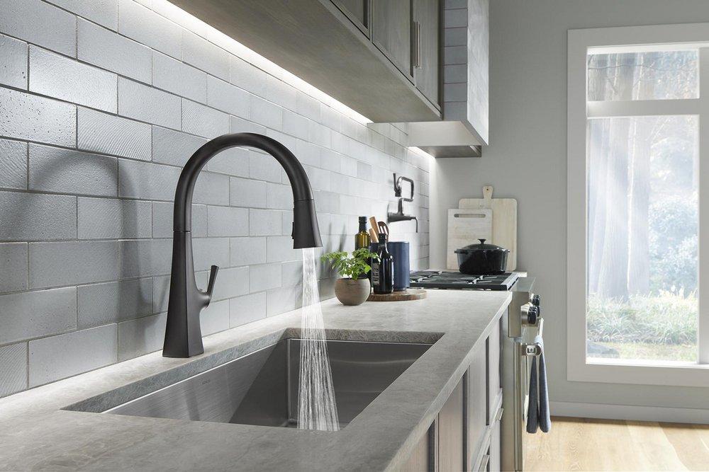 KOHLER Matte Black Single Handle Pull Down Kitchen Faucet 