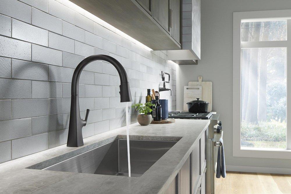 KOHLER Matte Black Single Handle Pull Down Kitchen Faucet 