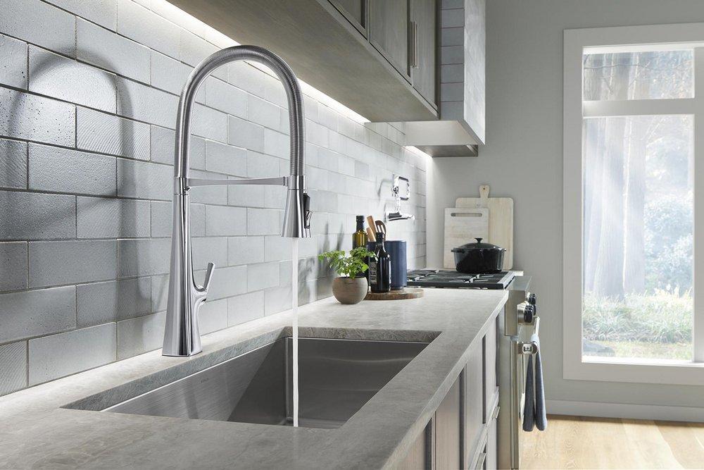 KOHLER Polished Chrome Single Handle Pull Down Kitchen Faucet 