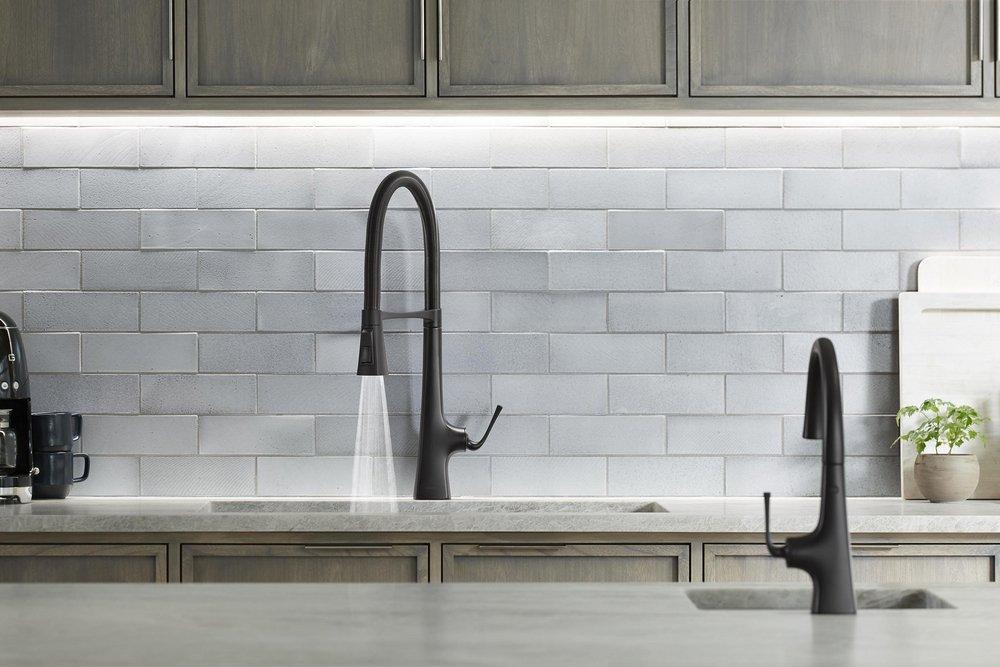 KOHLER Matte Black Single Handle Pull Down Kitchen Faucet 