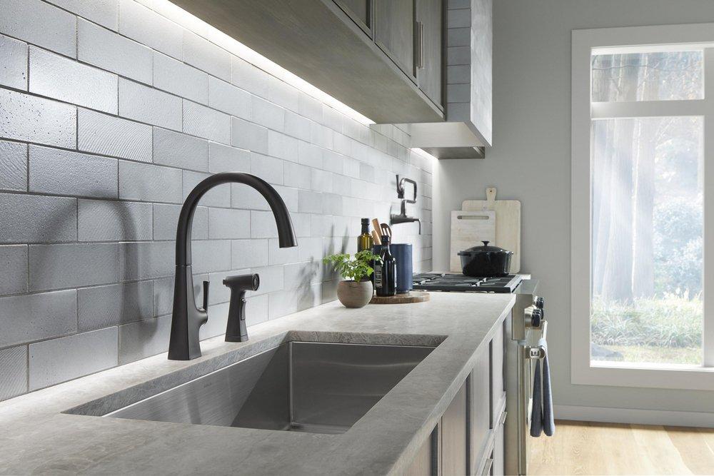 KOHLER Matte Black Single Handle Pull Down Kitchen Faucet 