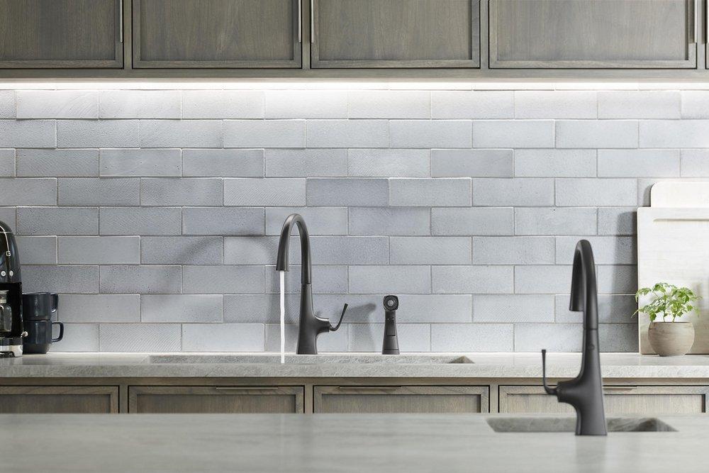 KOHLER Matte Black Single Handle Pull Down Kitchen Faucet 