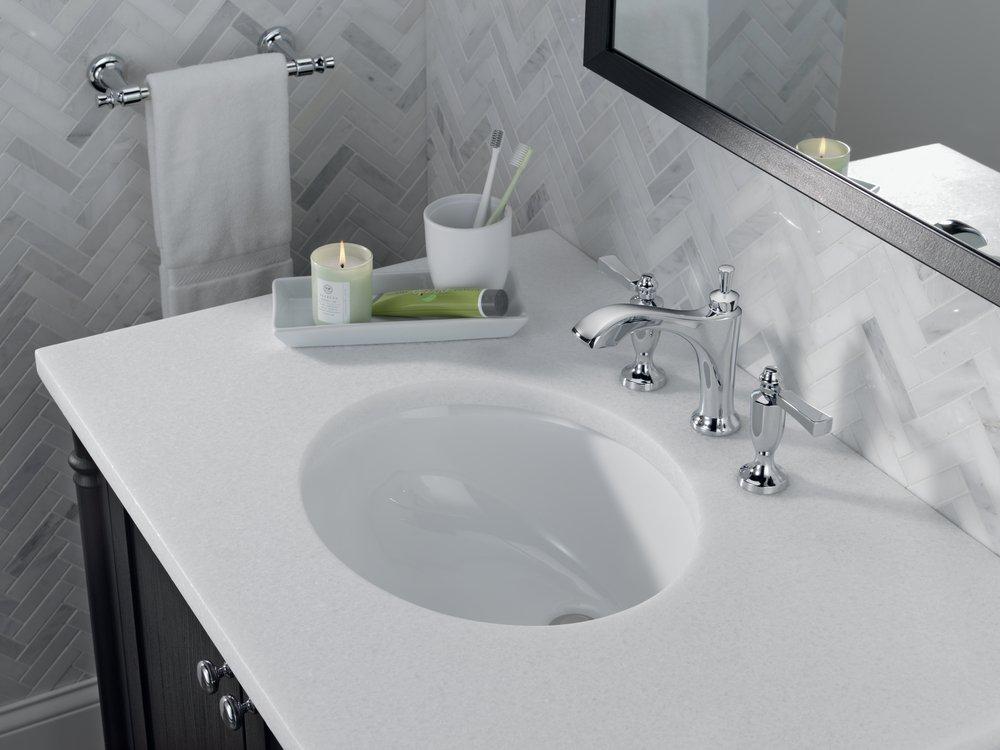 Delta Faucet Chrome Two Handle Widespread Bathroom Sink Faucet 