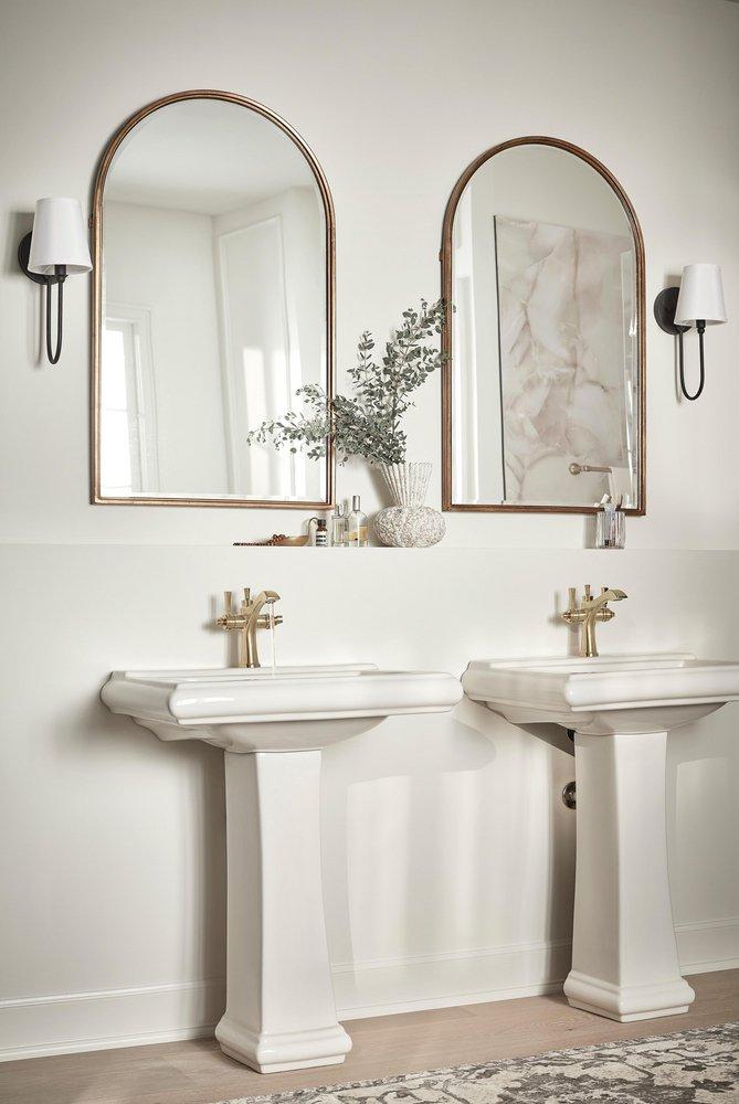 Delta Faucet Brilliance Champagne Bronze Two Handle Monoblock Bathroom Sink Faucet 