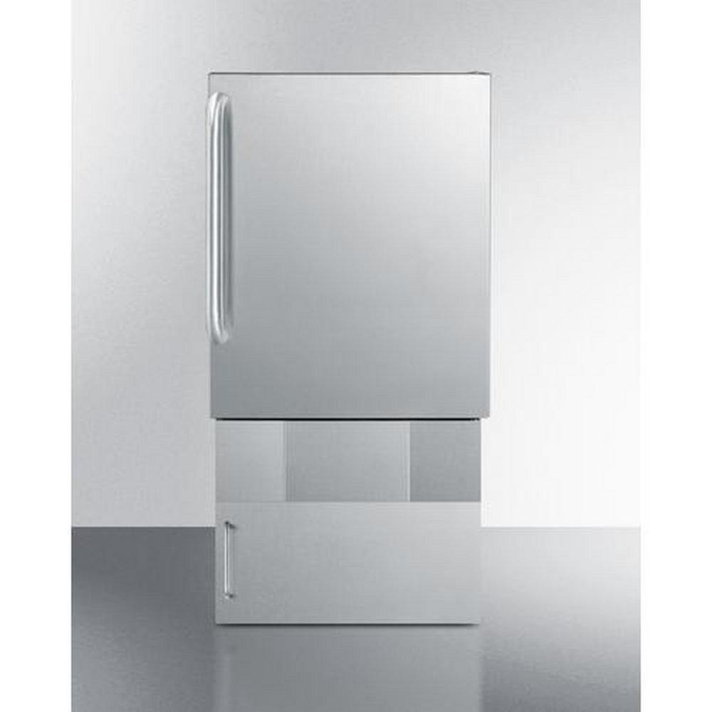 Summit Appliance Stainless Steel 23-13/100 x 32 in. 1 cu. ft. Ice Maker Cube 