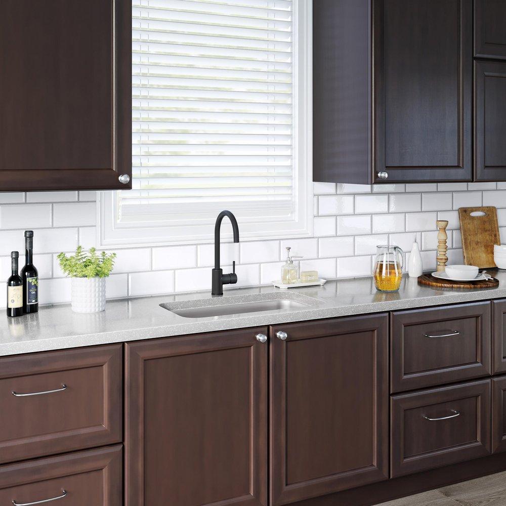 PROFLO&reg; Matte Black Single Handle Kitchen Faucet 
