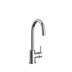 Single Handle Kitchen Faucet in Chrome
