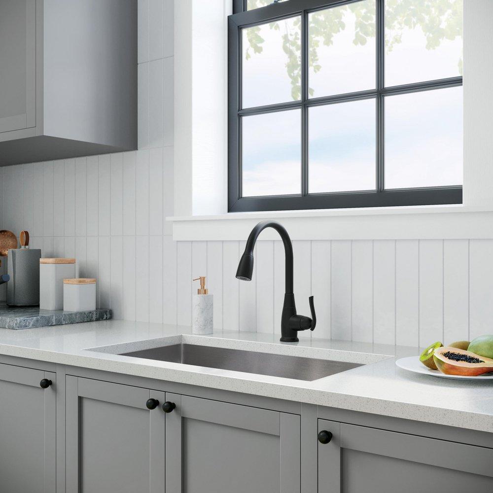 PROFLO&reg; Stainless Steel 31 x 18 in. Stainless Steel Single Bowl Undermount Kitchen Sink 