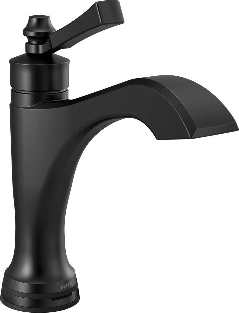 Single Handle Bathroom Sink Faucet in Matte Black 