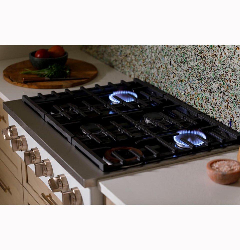 Cafe&trade; Matte Black 6-Burner 21000 BTU Sealed Cooktop 