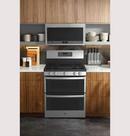 GE&reg; Stainless Steel 30 in. Gas 5-Burner Sealed Freestanding Range 