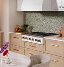 GE Caf&eacute; Matte White 6-Burner 21000 BTU Sealed Cooktop 