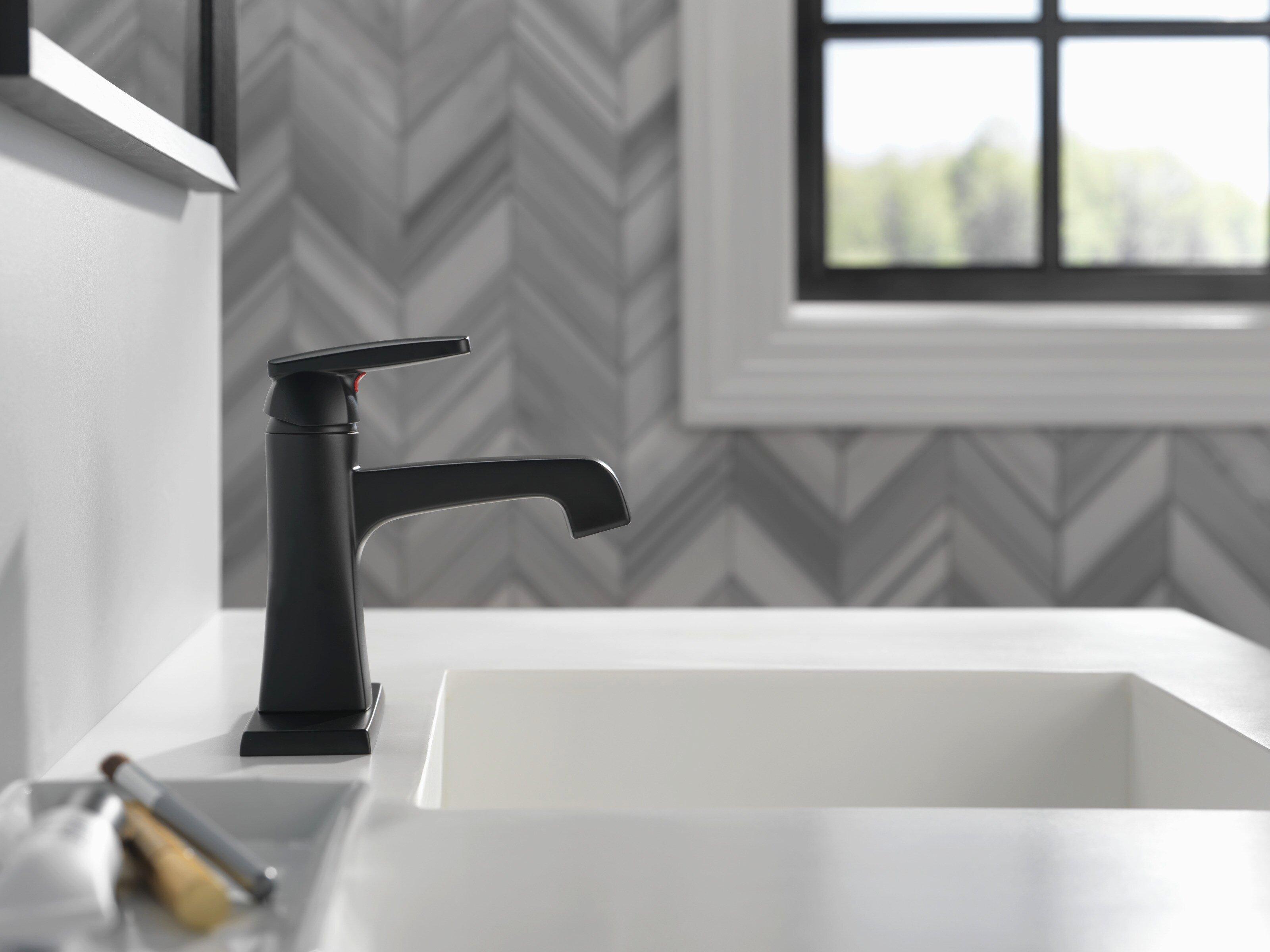 Delta Faucet Matte Black Single Handle Centerset Bathroom Sink Faucet 