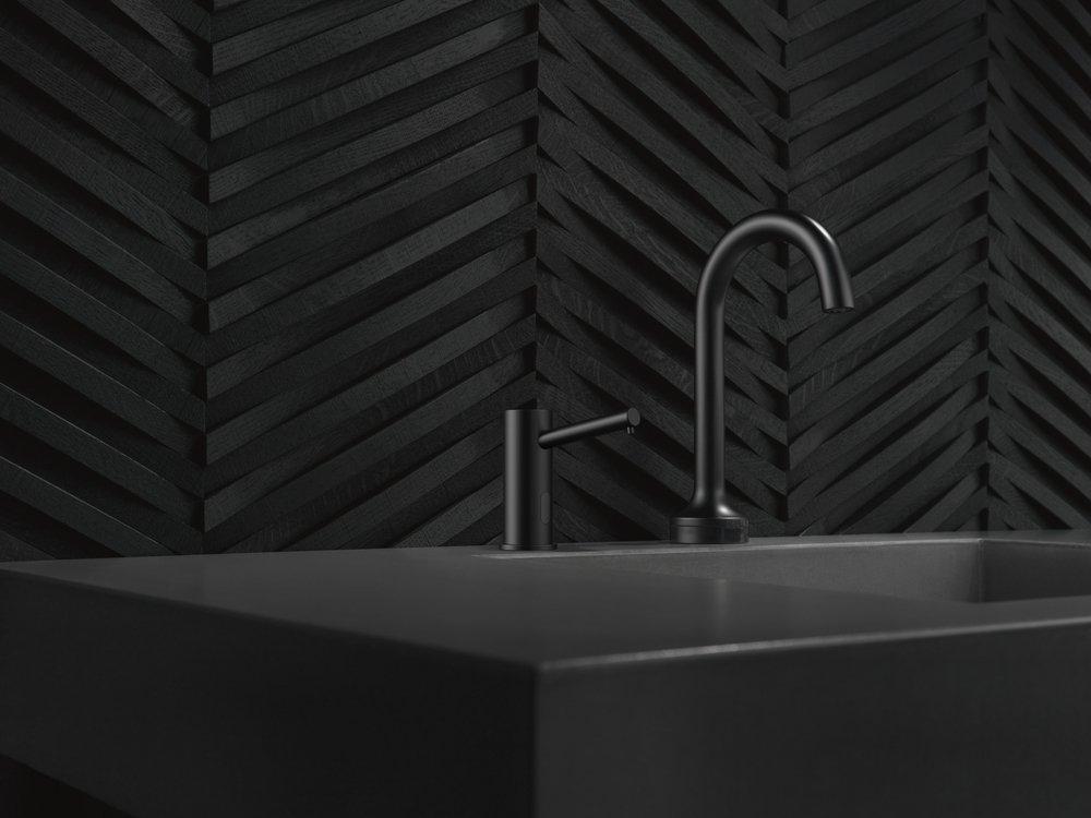 Delta Faucet Matte Black Sensor Bathroom Sink Faucet 