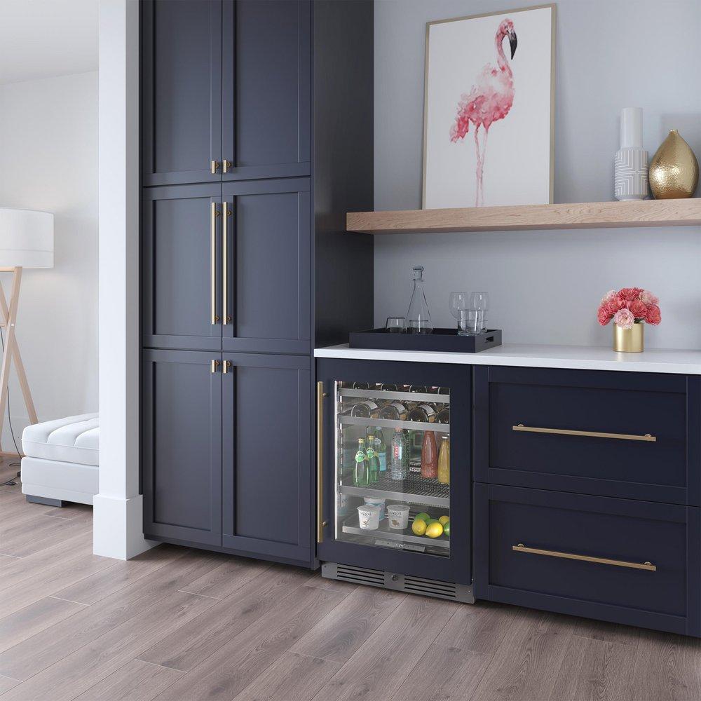 Landmark Panel Ready 24 in. 1.5A 5.21 cf Undercounter Single Zone Wine & Beverage Cooler with Right Hinge in Panel Ready 