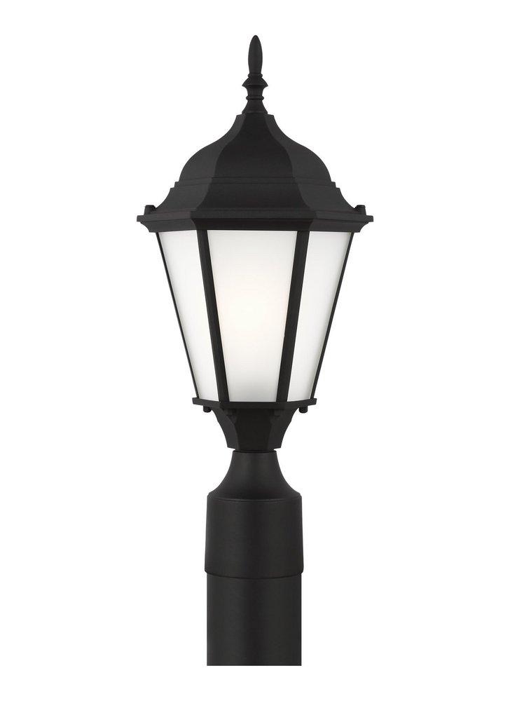 ONE LIGHT OUTDOOR POST LANTERN 