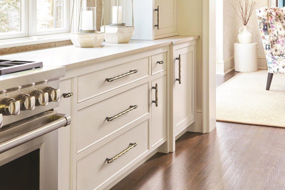 Amerock Golden Champagne/Black Chrome 7-1/2 in. Pull 