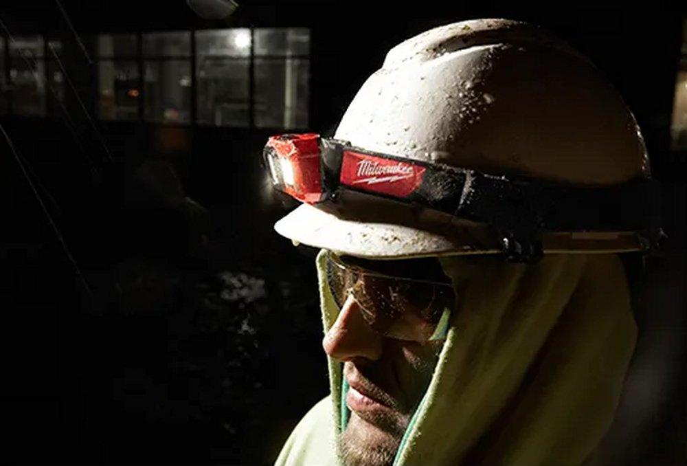 Milwaukee&reg; Red Alkaline Battery LED Hard Hat Flashlight 
