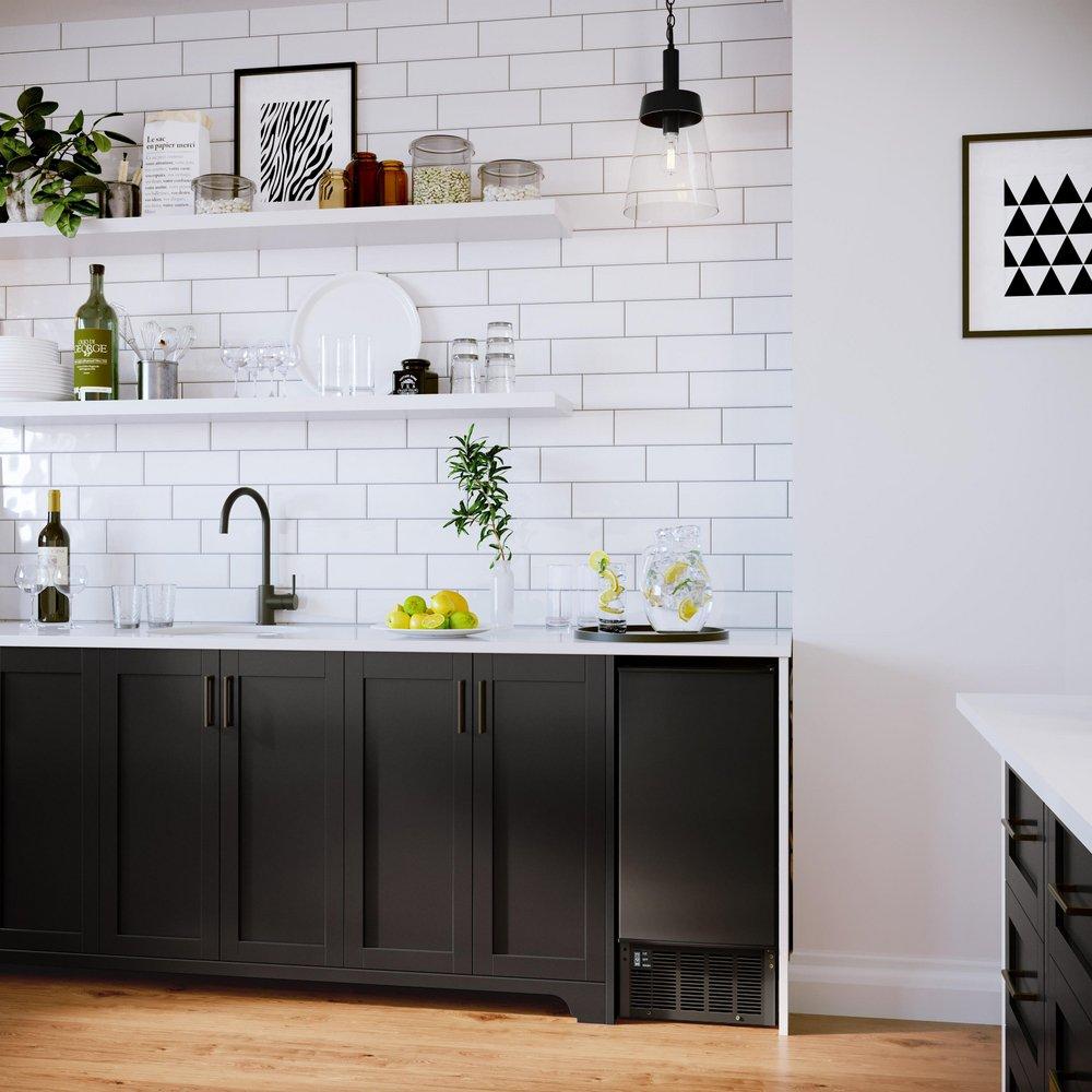 Edgestar Black Built-in and Freestanding Ice Maker 