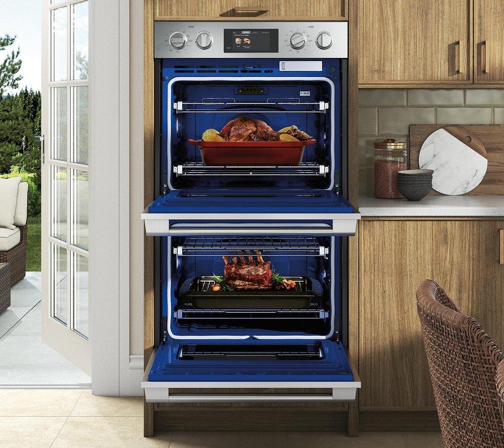 30 DOUBLE WALL OVEN 4.7 CU FTA LCD TOUCH DISPLAY GOURMET CHEF STEAM SOUS VIDE STEAM ASSIST 4 CONVECTION OPTIONS PROUD/FLUSH INSTALLATION 