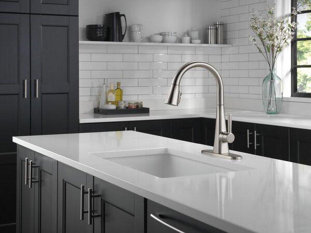 Delta Faucet Spotshield Stainless Pull Down Kitchen Faucet 