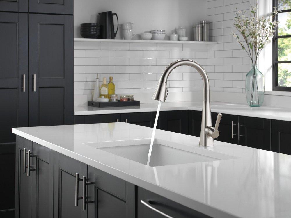 Delta Faucet Spotshield Stainless Pull Down Kitchen Faucet 