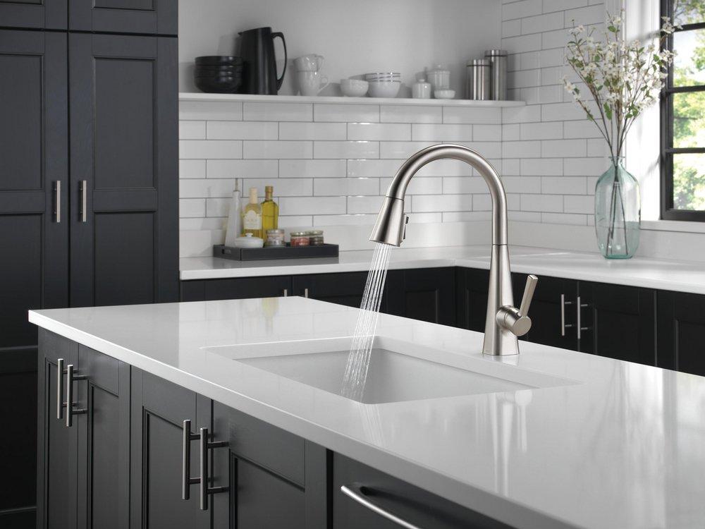 Delta Faucet Spotshield Stainless Pull Down Kitchen Faucet 