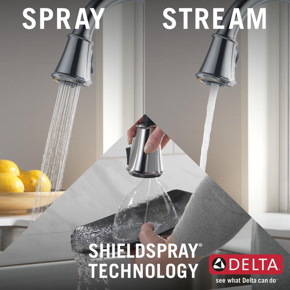 Delta Faucet Lumicoat Arctic Stainless Single Handle Pull Down Kitchen Faucet with Three-Function Spray, Magnetic Docking and ShieldSpray Technology 