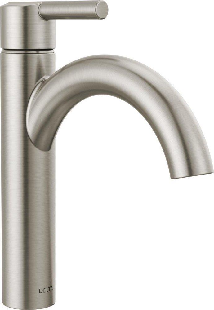 DELTA NICOLI SINGLE HANDLE BATHROOM FAUCET 