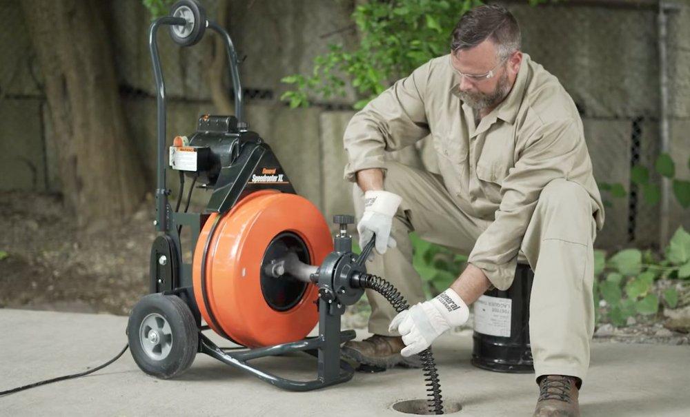 SPEEDROOTER XL WITH 100EM5 100FT X3/4 CABLE POWER CABLE FEED GUIDE TUBE AND SRCS CUTTER SET 