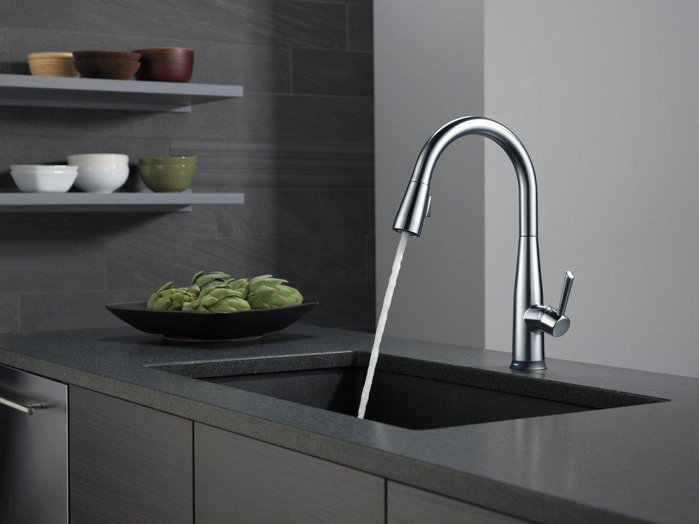 Delta Faucet Arctic Stainless Single Handle Pull Down Touch and Voice Activated Kitchen Faucet 