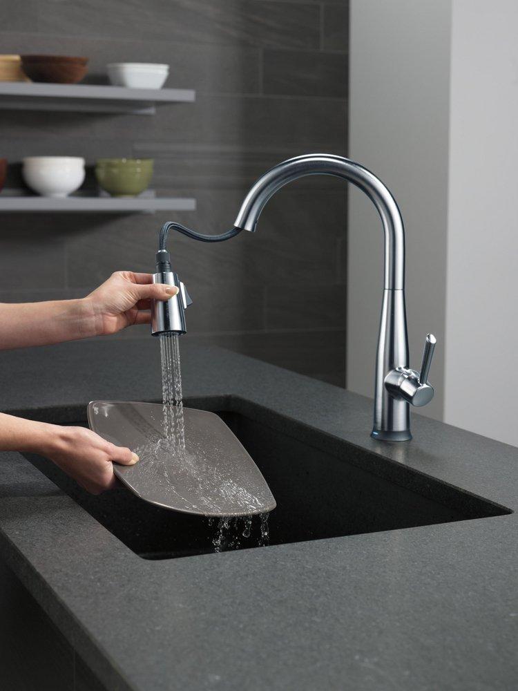 Delta Faucet Arctic Stainless Single Handle Pull Down Touch and Voice Activated Kitchen Faucet 