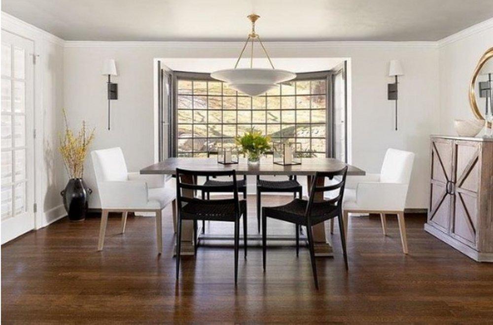 Visual Comfort & Co. Signature Bronze 25 x 32 in. 40W 6-Light Modern Chandelier 