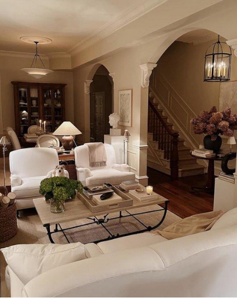 Visual Comfort & Co. Signature Bronze 25 x 32 in. 40W 6-Light Modern Chandelier 