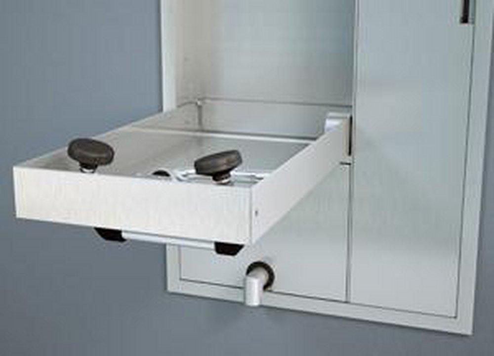 Guardian Equipment Stainless Steel Barrier-Free Recessed Safety Station with Drain Pan 