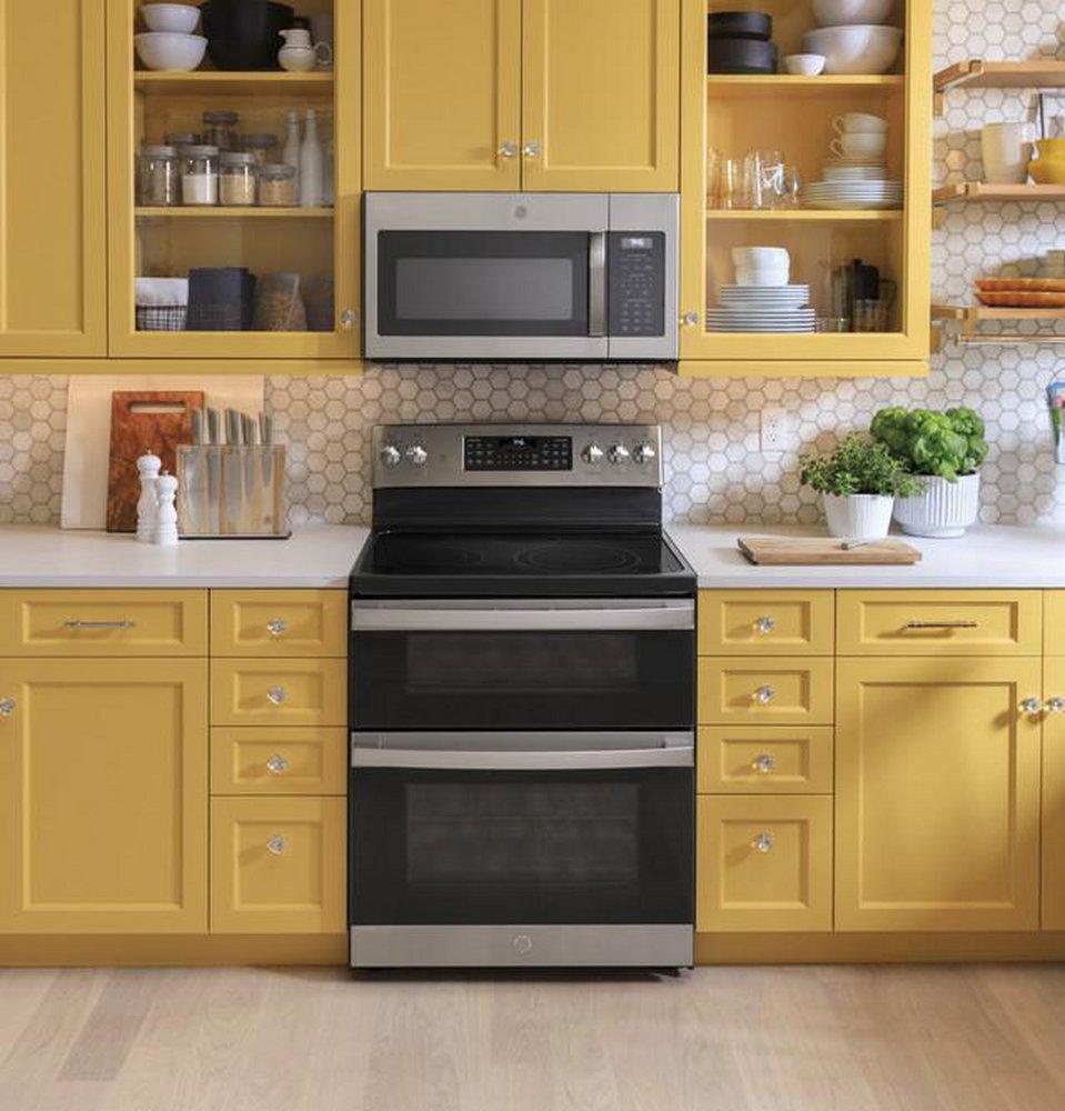 GE® Stainless Steel/Grey 29-7/8 in. 6.6 cu. ft. 40A Freestanding Double Oven 
